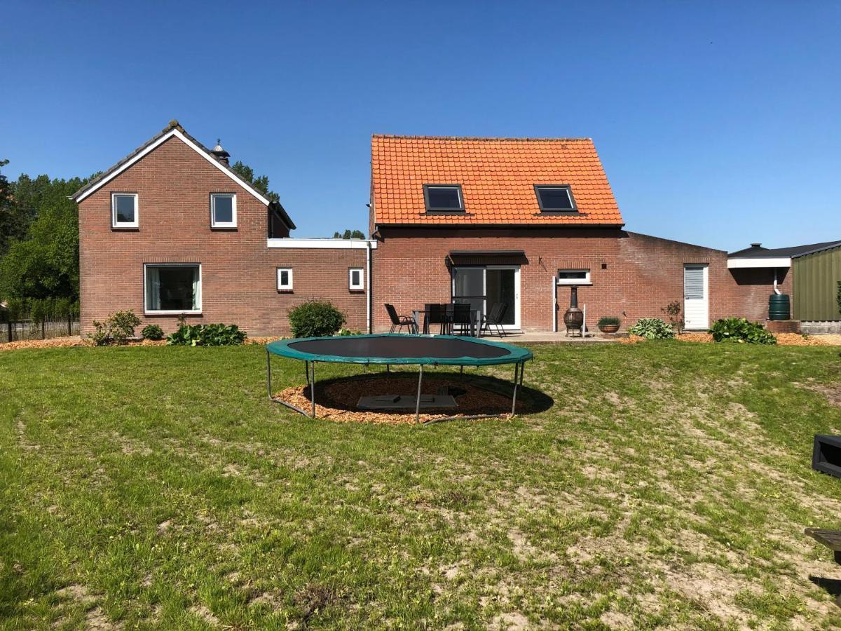 Huisje Op Den Diek Sint Kruis Exterior foto