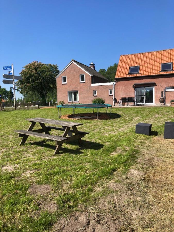 Huisje Op Den Diek Sint Kruis Exterior foto
