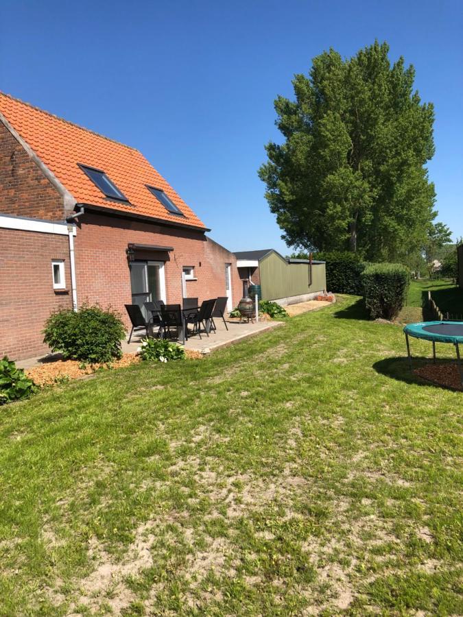 Huisje Op Den Diek Sint Kruis Exterior foto